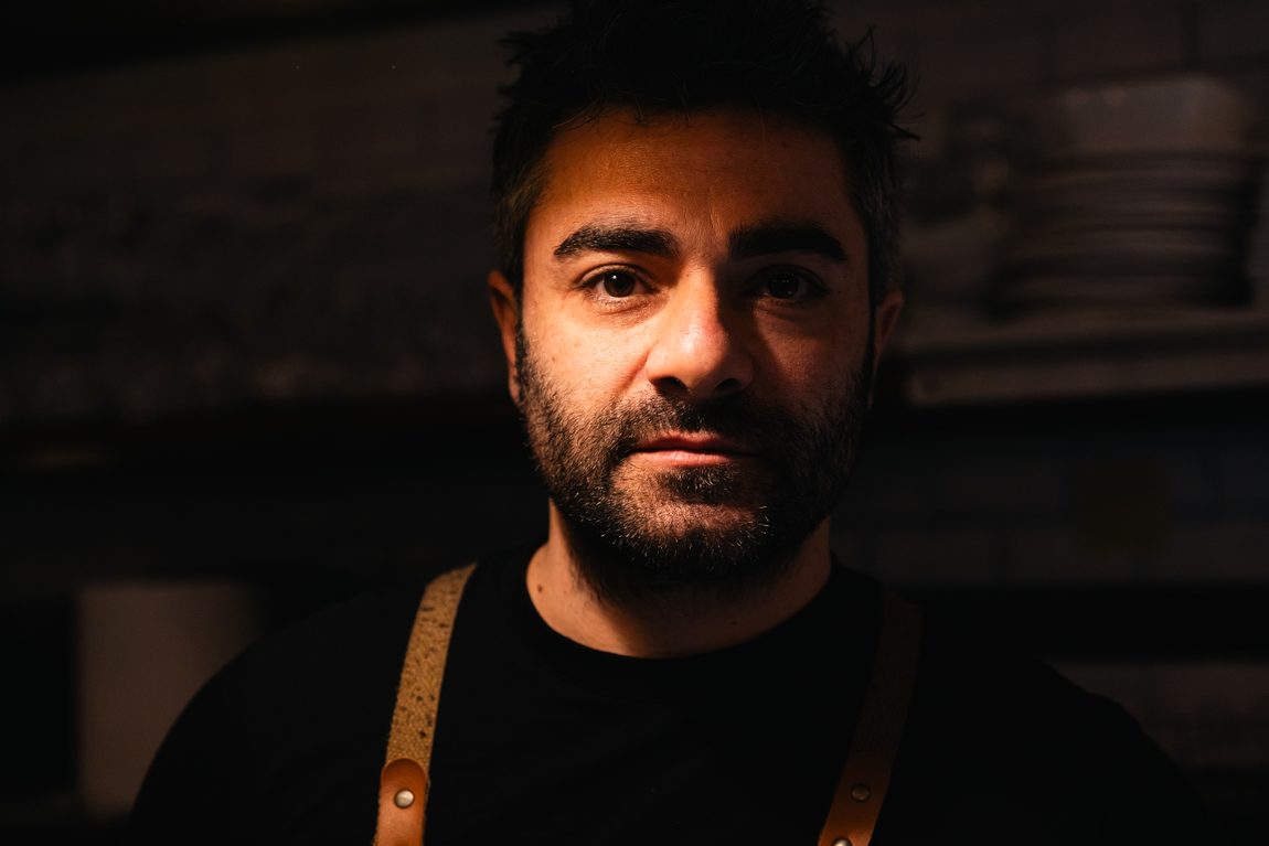 Il ritratto dietro il bancone. Tannino, Bologna.