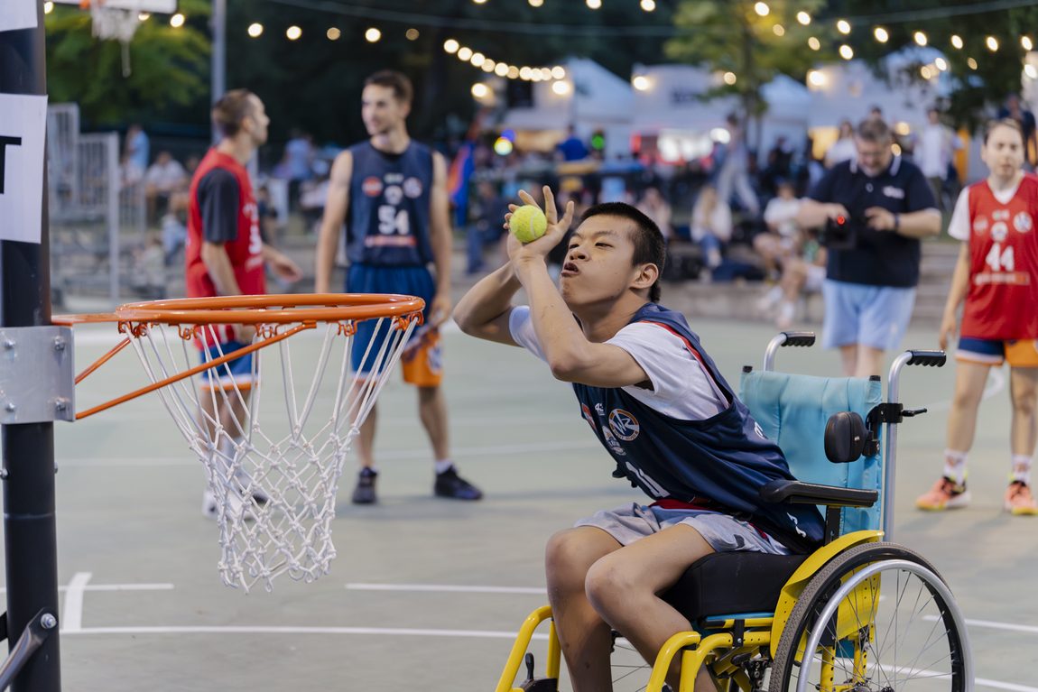 Baskin: il tiro dalla carrozzina. Torneo dei Giardini Margherita, Bologna.