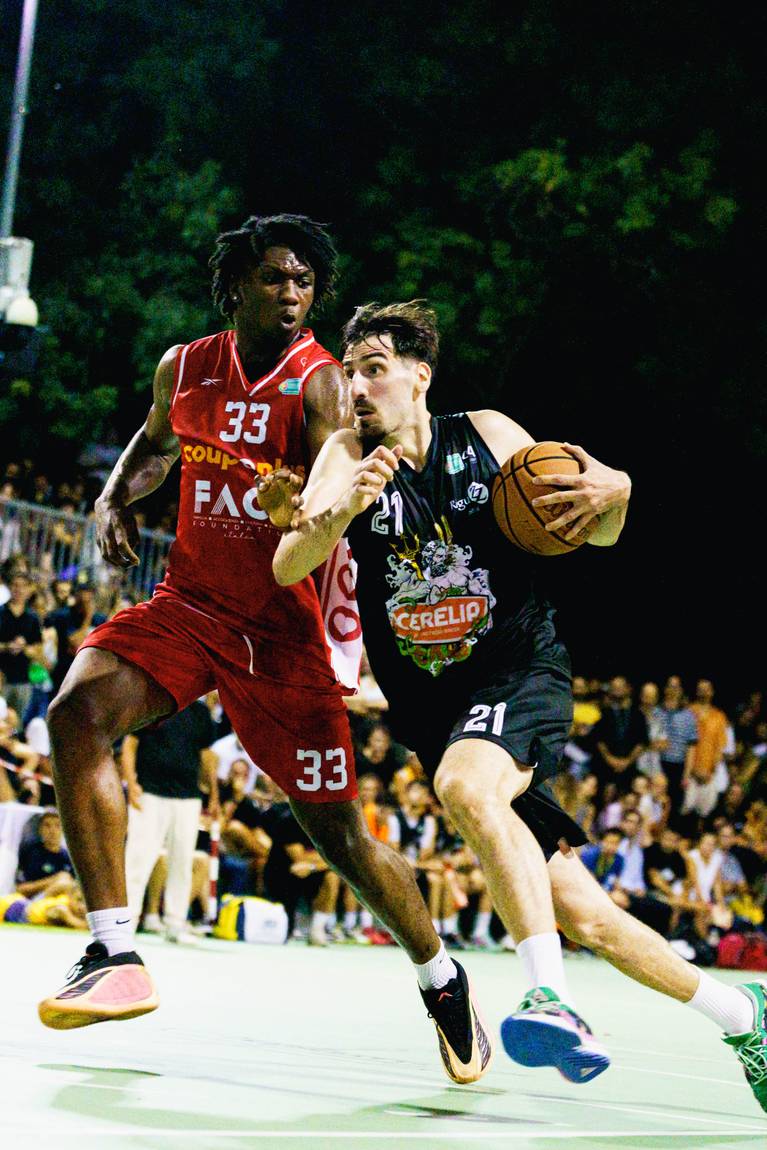 Il palleggio in uscita, finale del Torneo dei Giardini Margherita «Walter Bussolari» 2026. Bologna.
