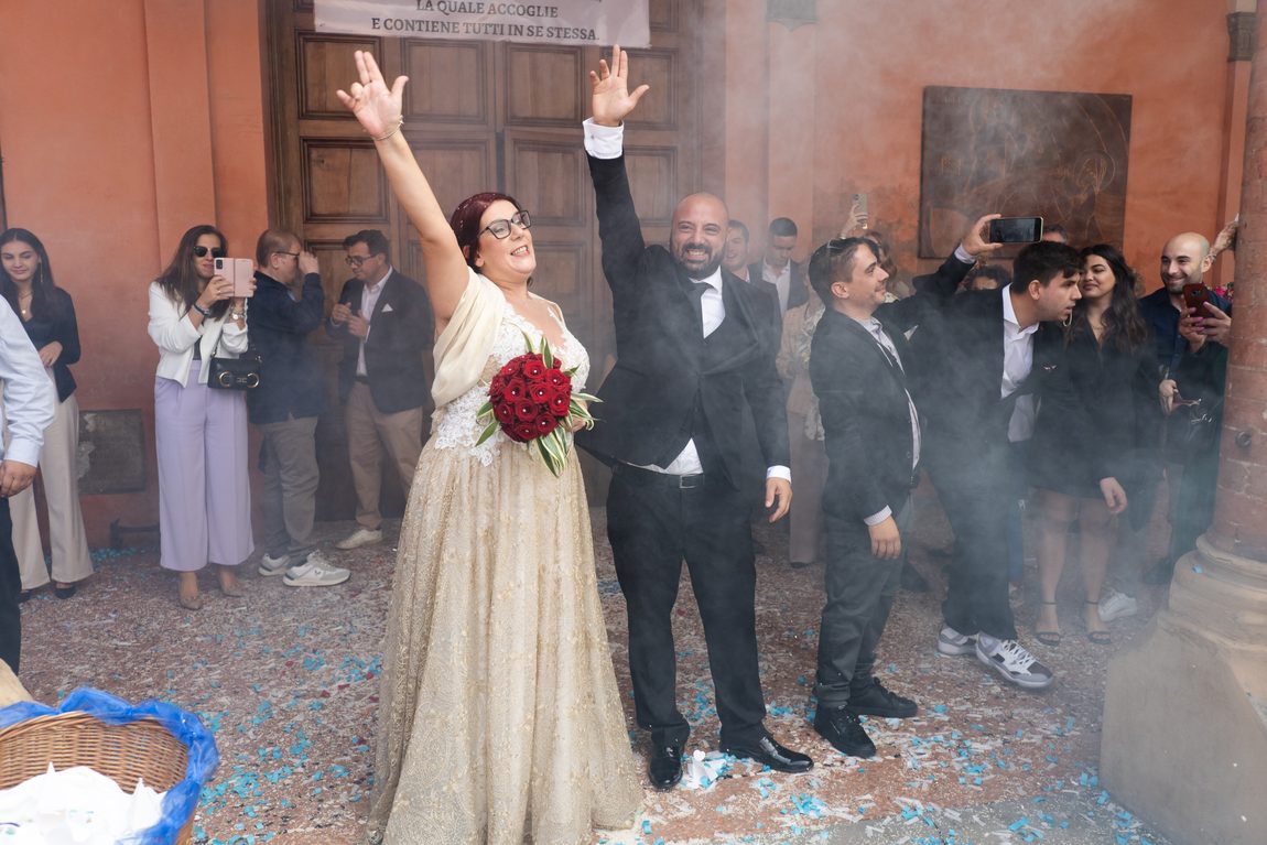 Il matrimonio, festeggiato insieme. FAITH · Fossa dei Leoni, Bologna.